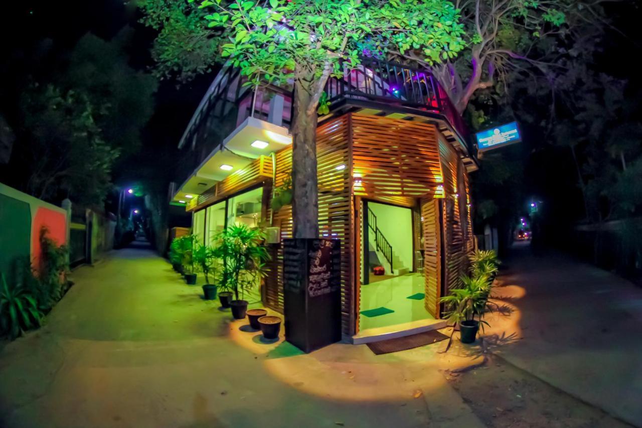 Katunayaka Cinnamon Airport Residencies מראה חיצוני תמונה