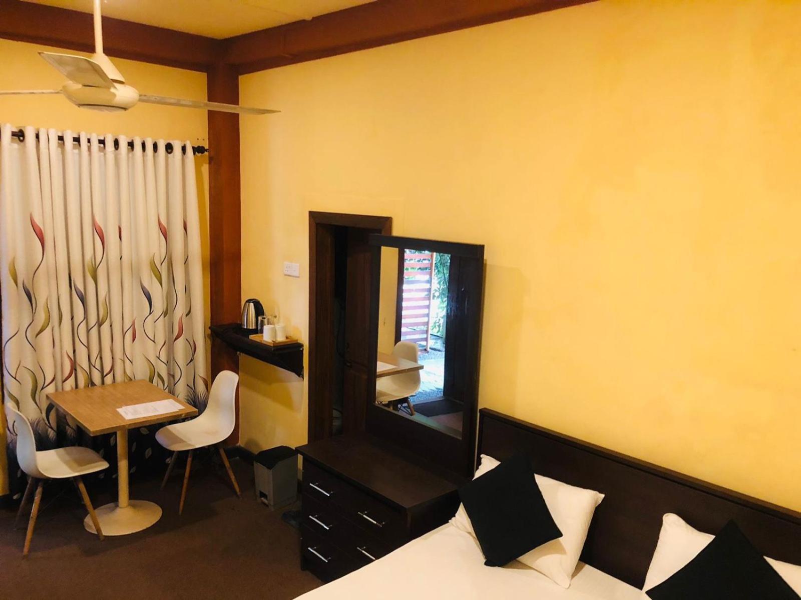 Katunayaka Cinnamon Airport Residencies מראה חיצוני תמונה